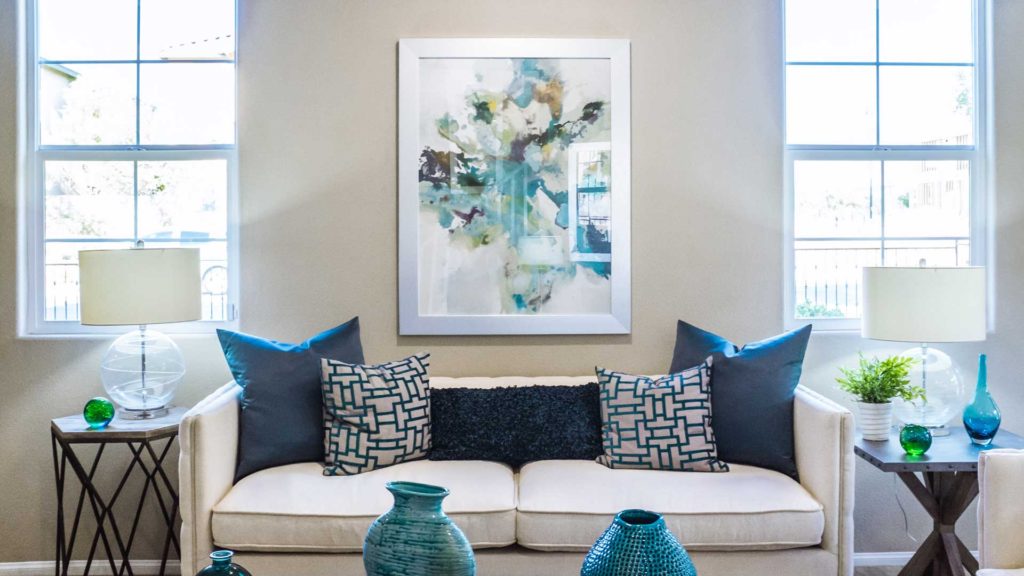 Awesome-Tips-to-Simplify-Your-Holiday-Decluttering-on-successtuff