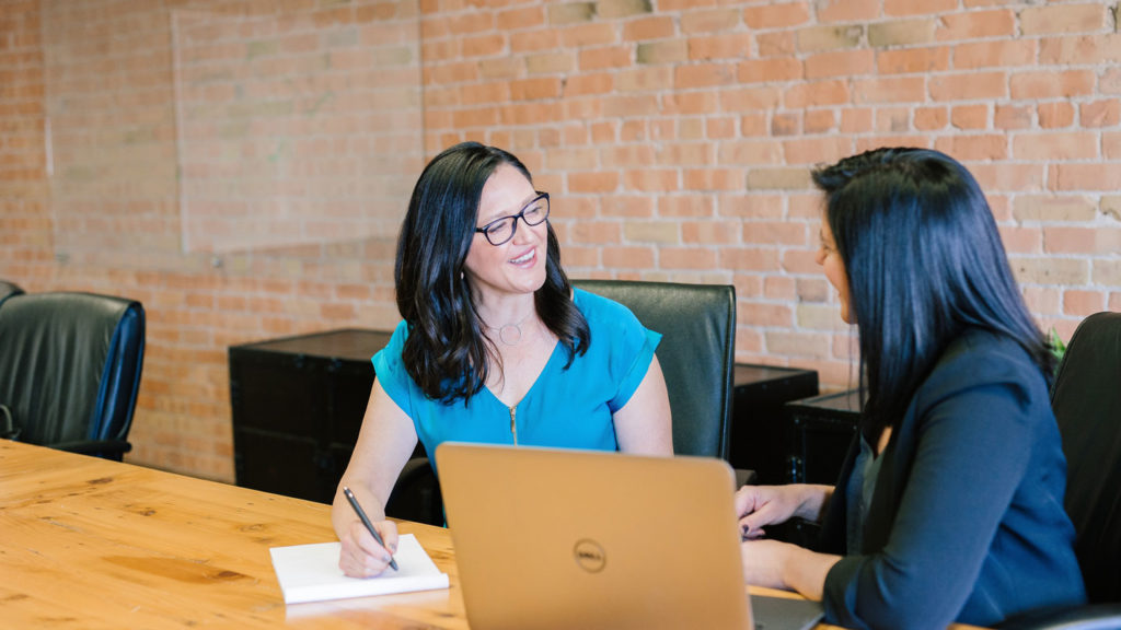 Excellent-Tips-to-Get-New-Client-as-a-Lawyer-on-successtuff