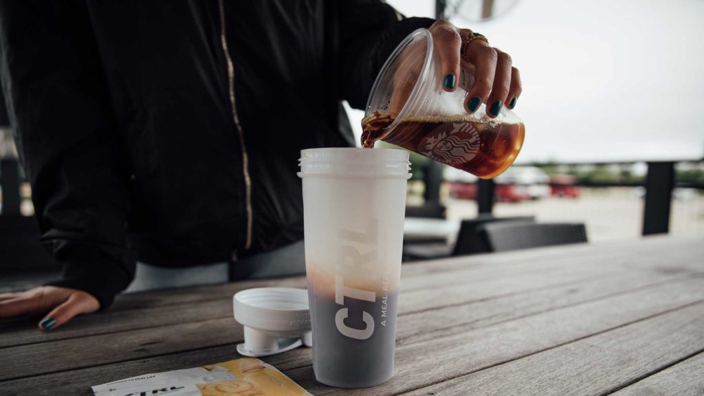 5-Amenities-of-Marketing-with-A-Blender-Bottle-on-SuccesStuff