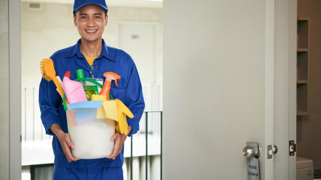 Know-About-Commercial-&-Residential-Cleaning-Services-Succes-Stuff