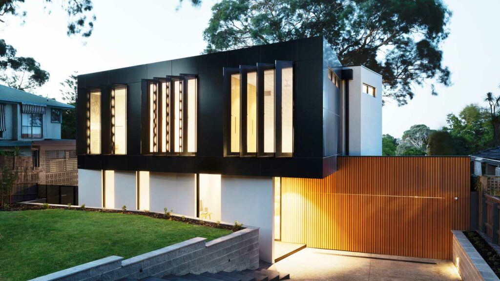Repurposed-Shipping-Container-Environmental-Benefits-of-Mobile-Spaces-on-successtuff