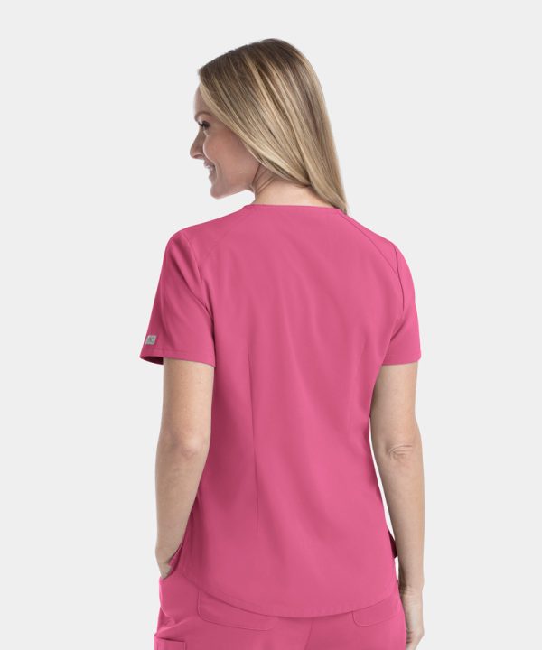 Scrubs Fit Wrong? Here’s Why IRG scrubs for women